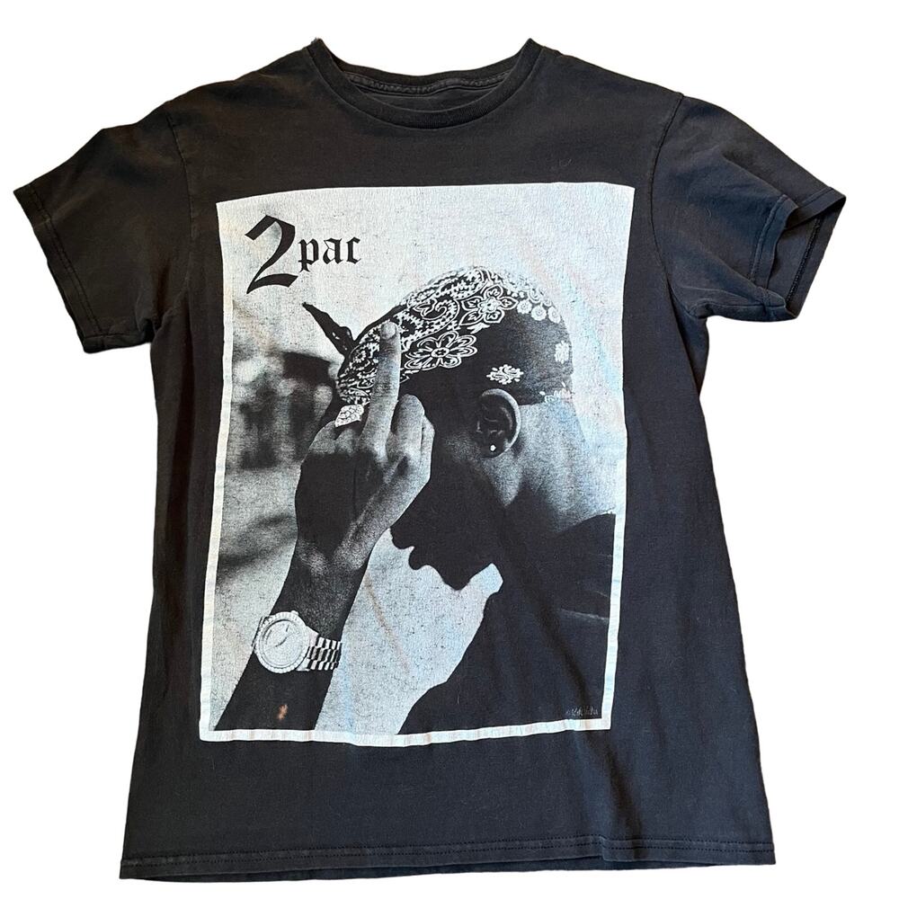Vintage Tupac Shakur Adult SM Salute Rap Hip Hop Graphic T-shirt